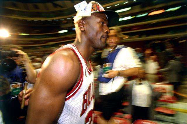 中国选手范俊杰夺得三亚亚沙会首金中国选手范俊杰夺得三亚亚沙会首金